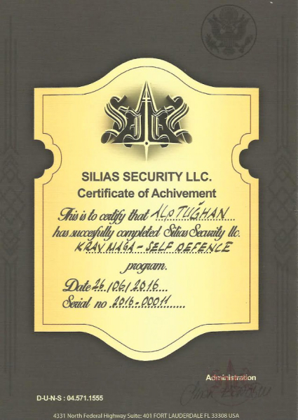 Chứng chỉ và tài liệu